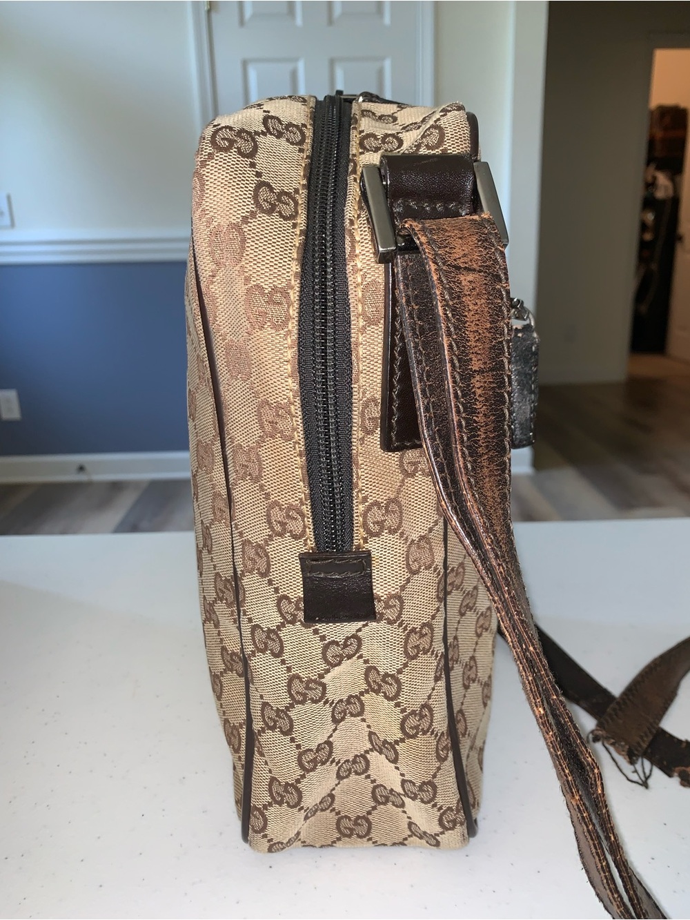 Gucci Beige & Brown GG
Canvas Messenger Bag needs new strap - Picture 4 of 17